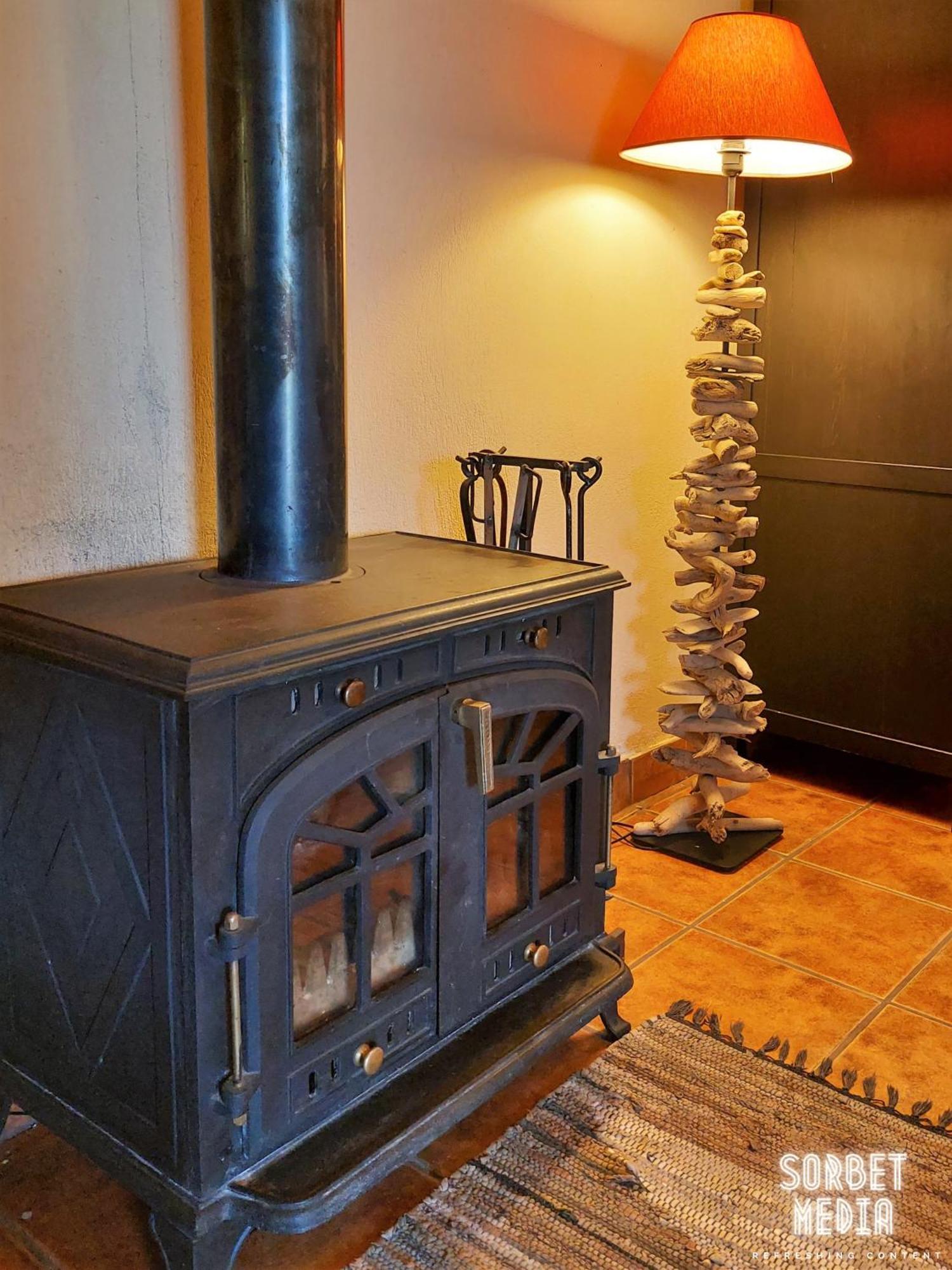 Theopetra Home Rom bilde